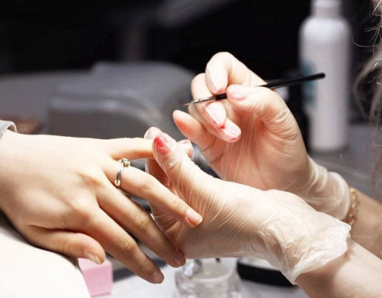 Специалист по маникюру