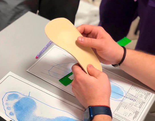 Изготовление подологических разгрузочных индивидуальных стелек в условиях кабинета подолога